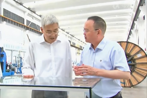 江西省委书记尹弘到五彩堂电缆（江西）调研